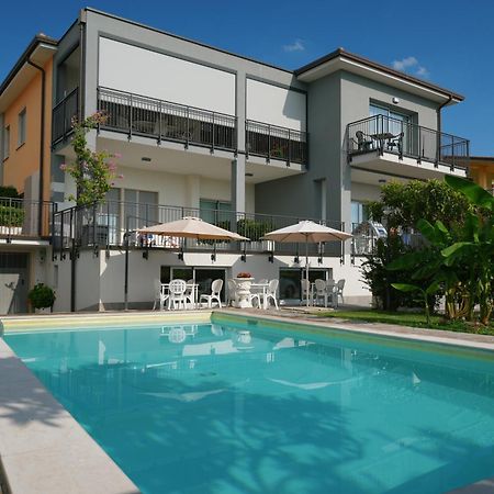 Appartamenti Da Mirella Lazise Eksteriør bilde